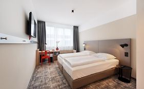 Wyndham Garden Munich Messe 4*